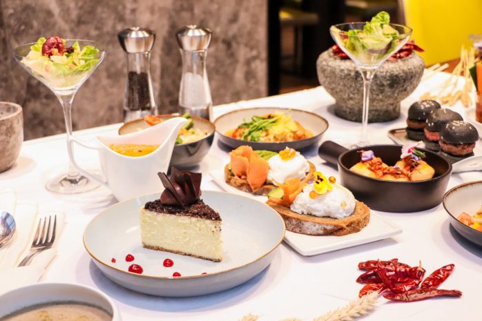 sunday-family-brunch-at-kwee-zeen
